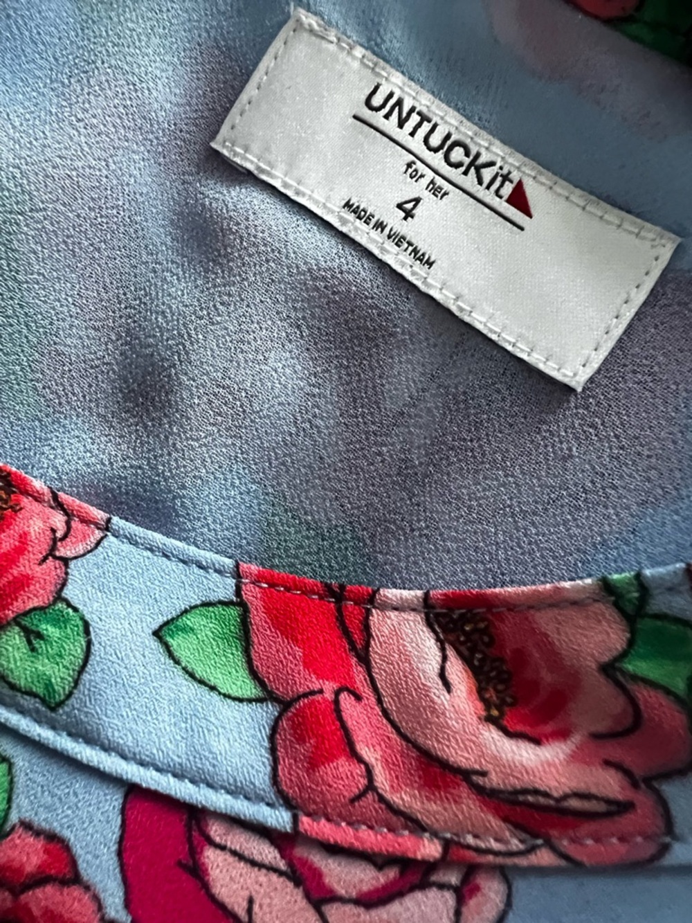 GORGEOUS UnTuckit Spring Floral Tie-Waist Mini Dress in Light Blue & Rose - Picture 7 of 9
